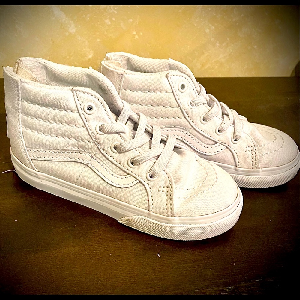 Little girls high top vans. Size 9.